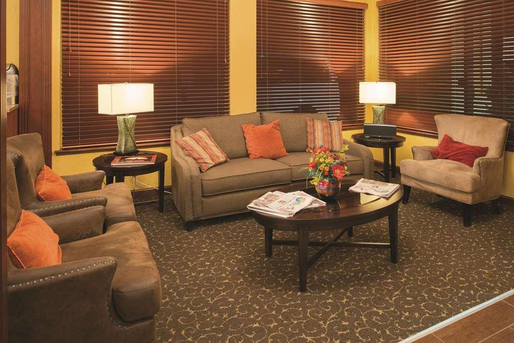 Best Western Plus Parkway Inn ويلسونفيل المظهر الخارجي الصورة