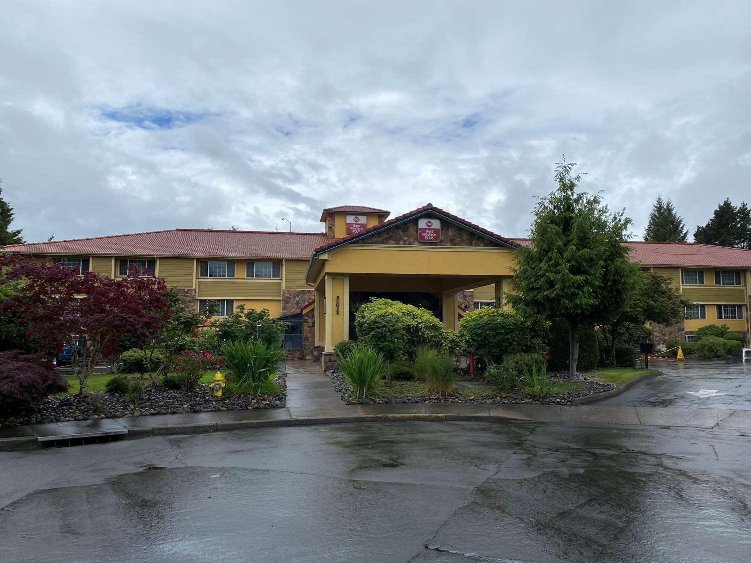 Best Western Plus Parkway Inn ويلسونفيل المظهر الخارجي الصورة