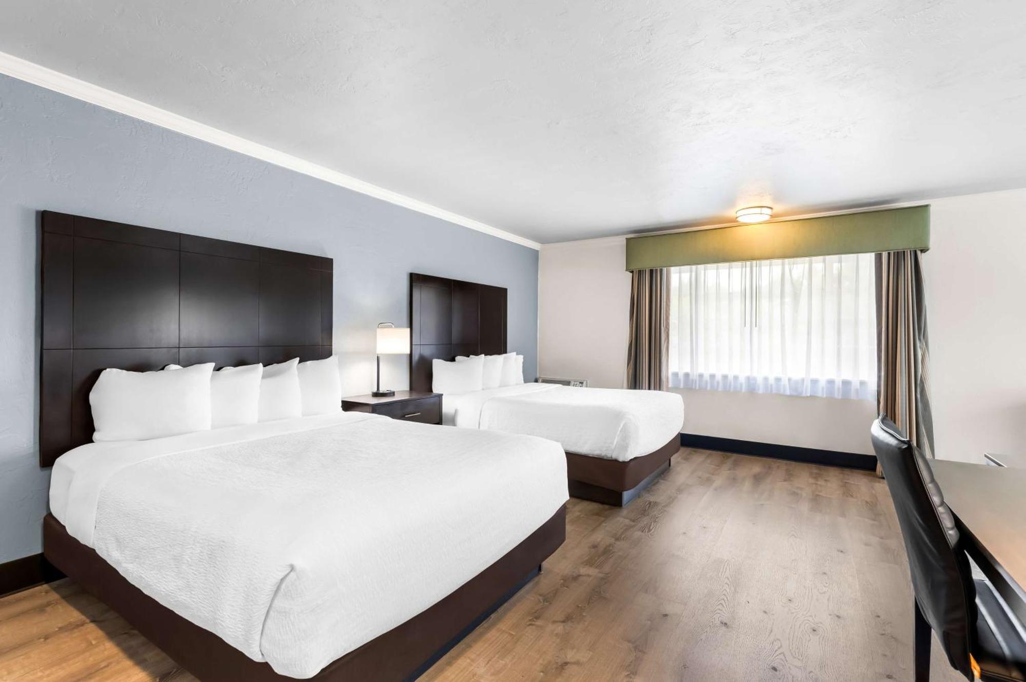 Best Western Plus Parkway Inn ويلسونفيل المظهر الخارجي الصورة