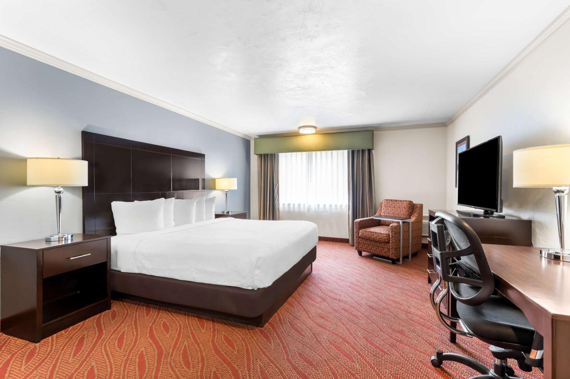 Best Western Plus Parkway Inn ويلسونفيل المظهر الخارجي الصورة